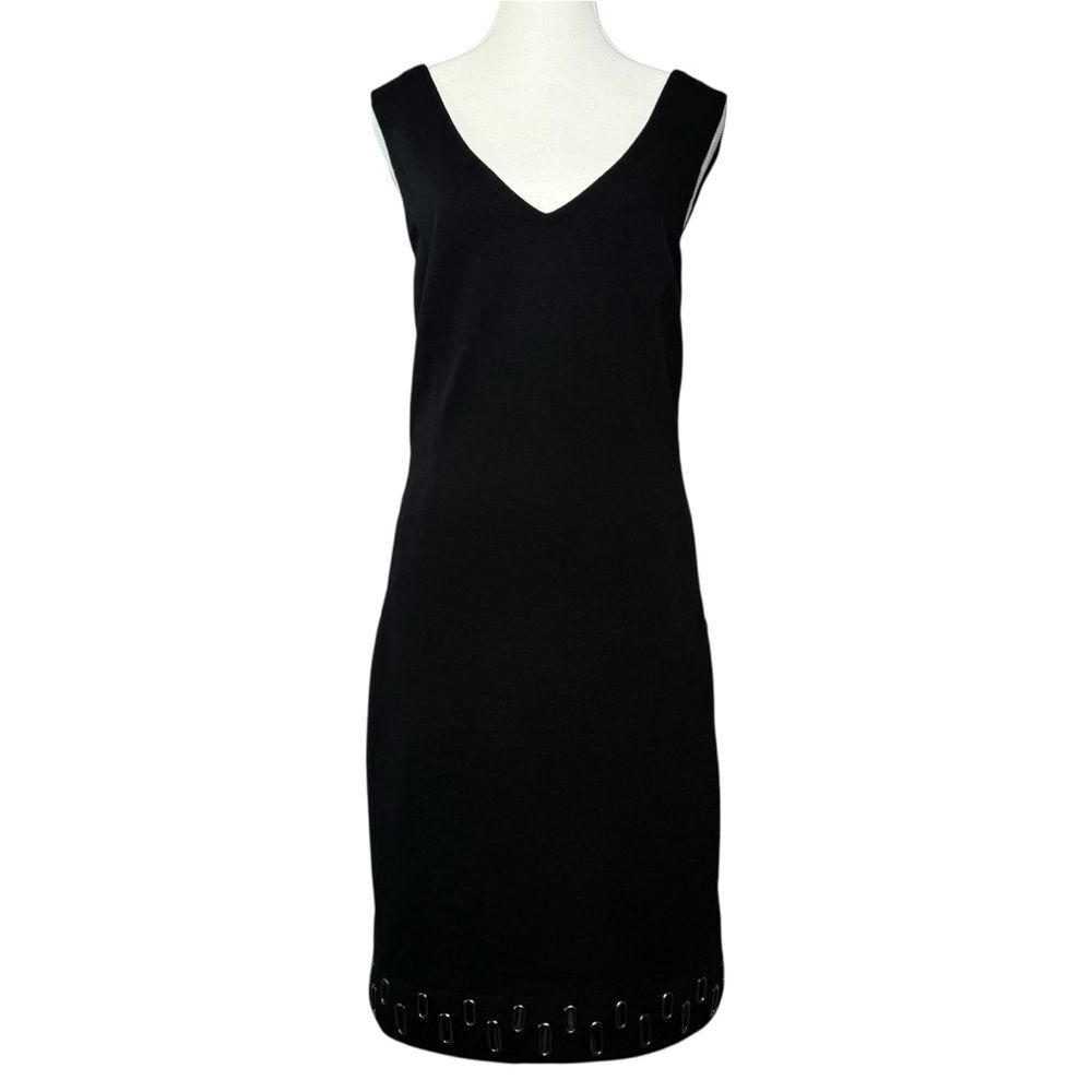 ▪️|EUC| LAUNDRY by SHELLI SEGAL Sleeveless Fitted V Neck Dress